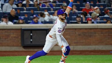 Bo Bichette exercising $42 million player option to remain with Mets for 2027