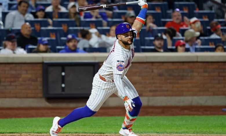 Bo Bichette exercising $42 million player option to remain with Mets for 2027